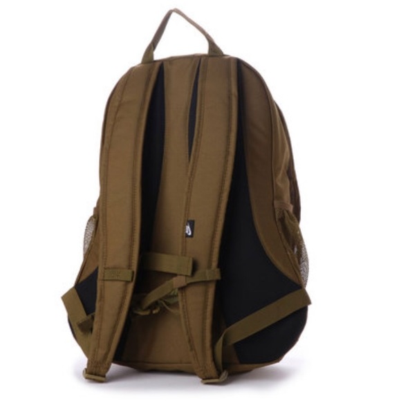 NWT Nike Hayward Future Olive Backpack Unisex - Picture 4 of 8